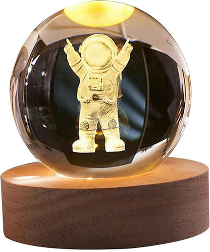3D Engraved Crystal Astronaut LED Night Lamp with Wooden Base – Space-Themed Decorative Light for Kids' Rooms, Desks, and Gifts – Warm White Ambient Lighting for Space Enthusiasts and Galaxy Lovers