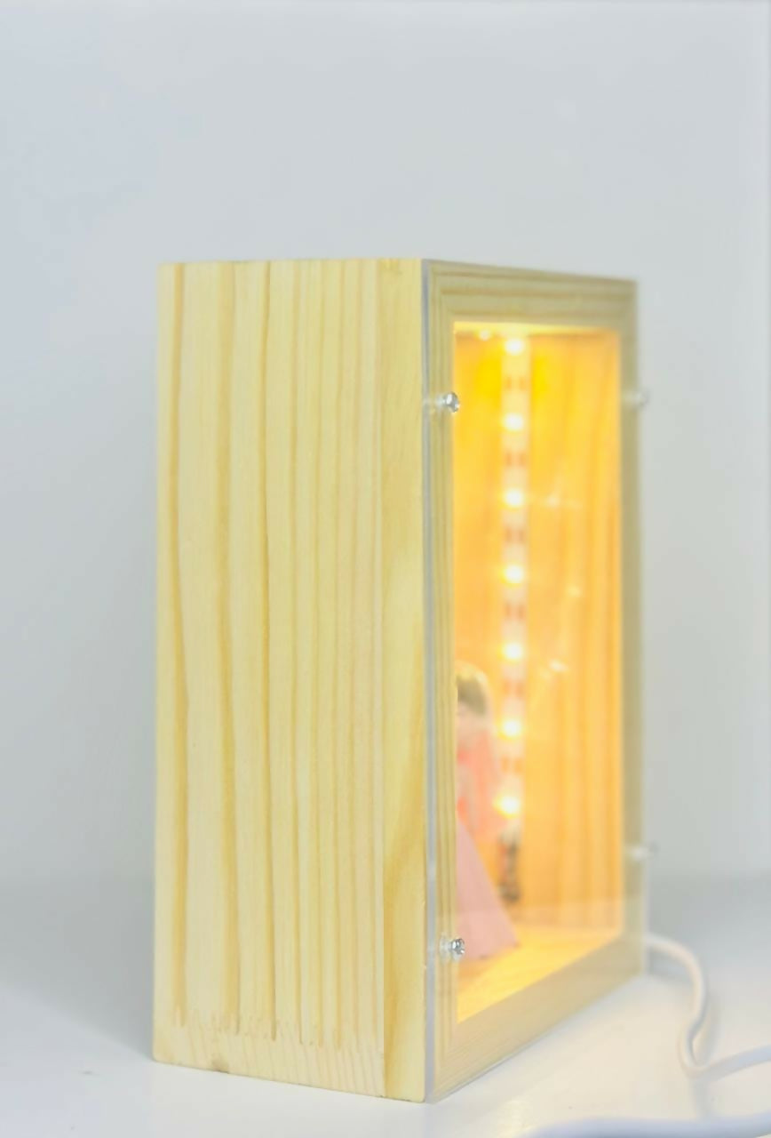 3D Romantic Couple Figurine Shadow Box with LED Lights and photoframe – I Love You Wooden Frame for Valentine’s Day, Proposal, Wedding Anniversary, or Bedroom Decoration